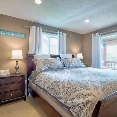 Whispering Pines Cabin With Pool, Lake And Golf Access! Villa Pine Lake Exterior foto