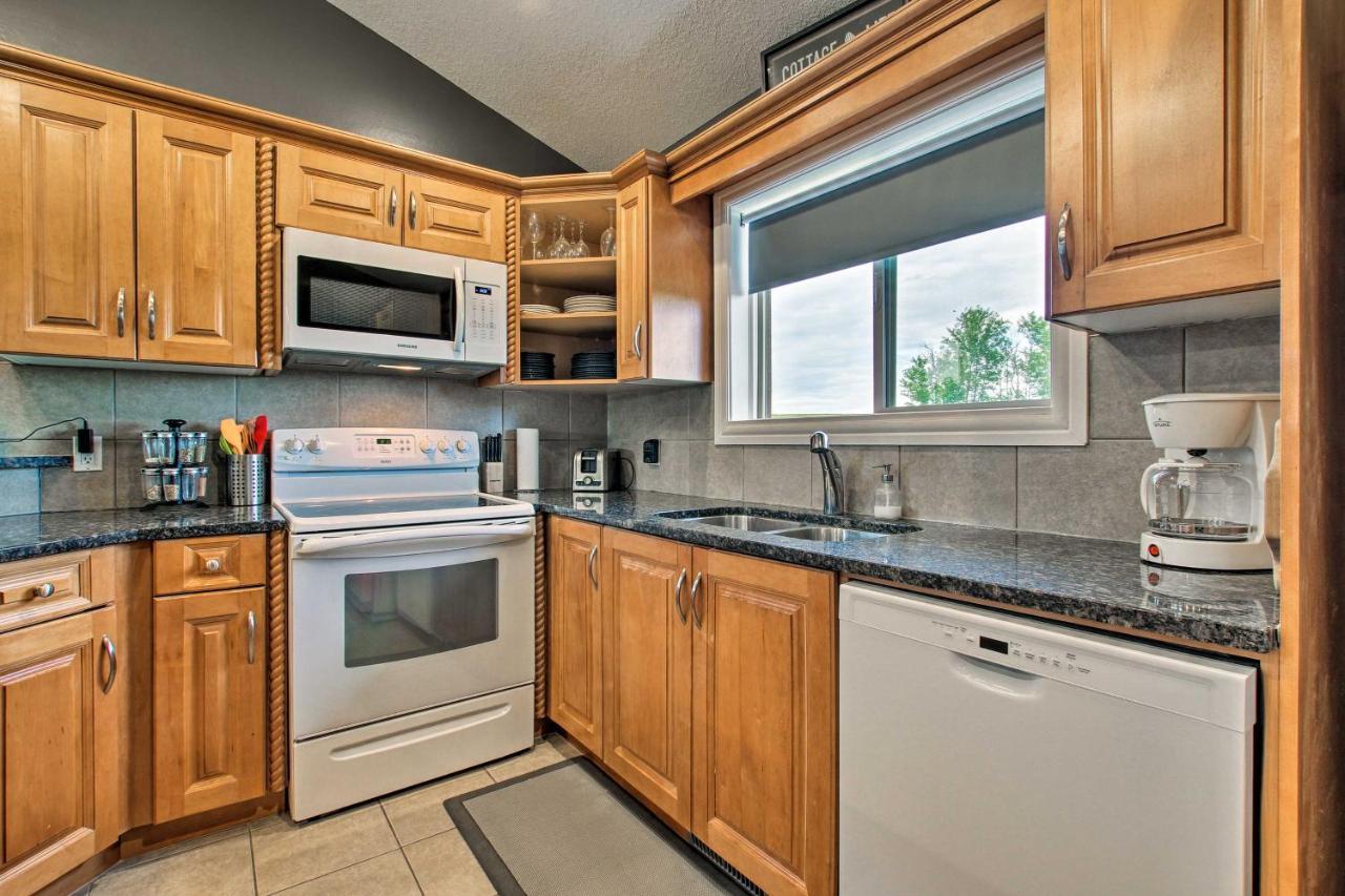Whispering Pines Cabin With Pool, Lake And Golf Access! Villa Pine Lake Exterior foto